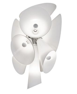 Weiße Nebula Pendelleuchte von Flos, moderne Hängeleuchte mit mehreren Lichtquellen und organischen Formen.